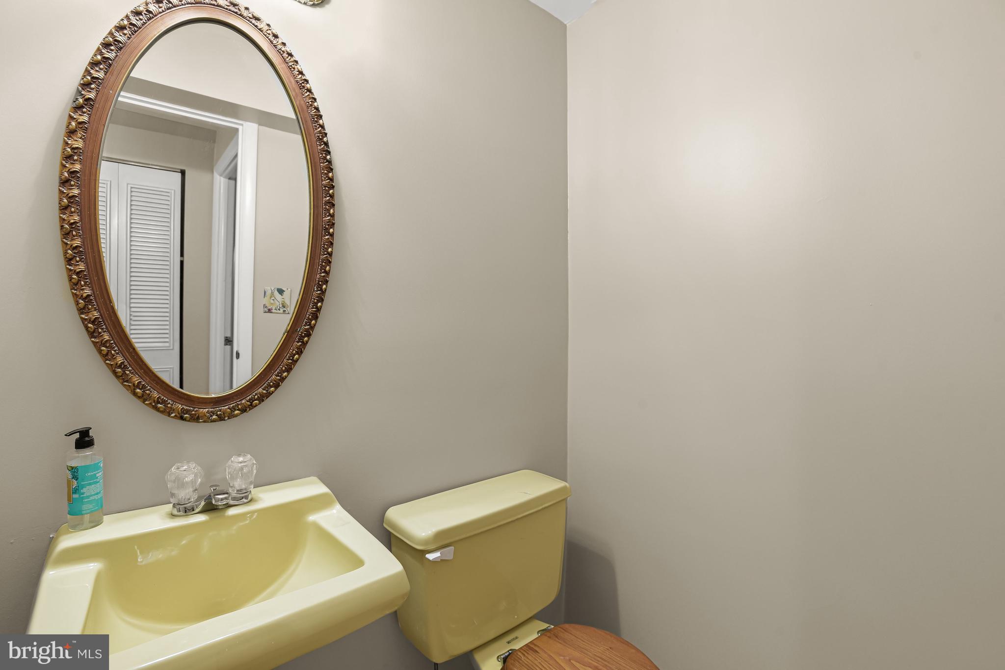 VILLAGE OF LONG REACH - Residential