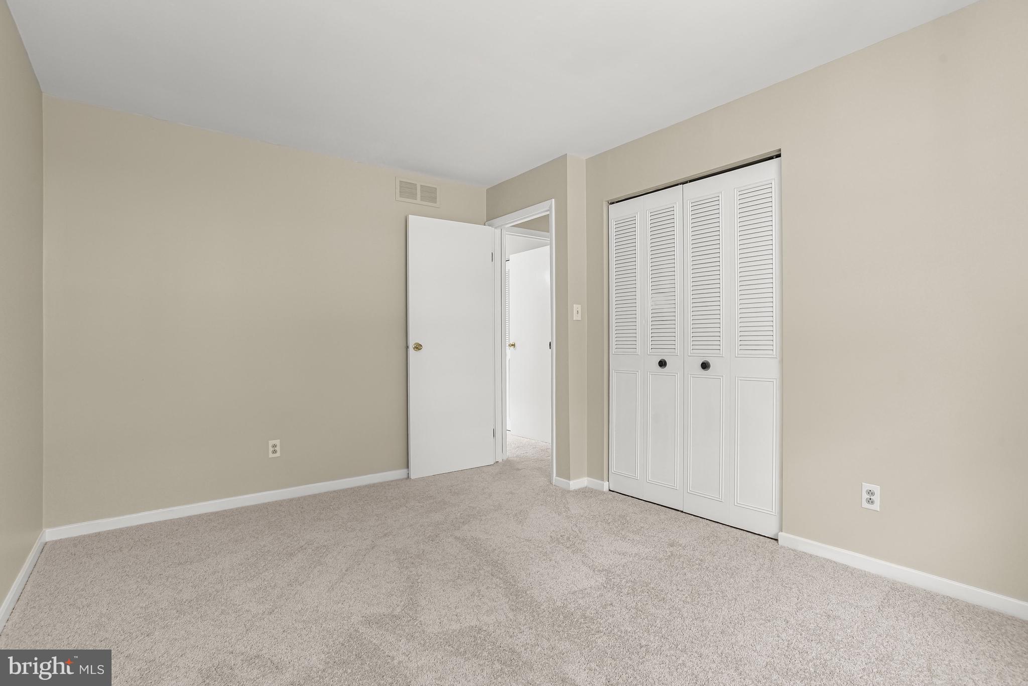 VILLAGE OF LONG REACH - Residential