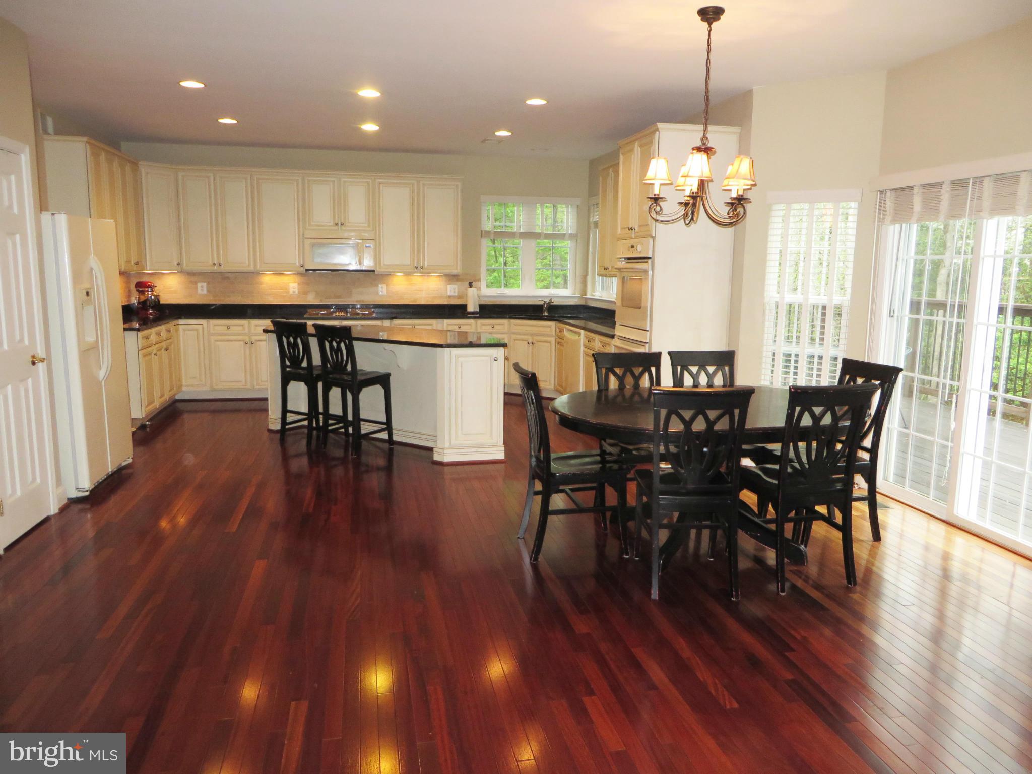 DAHLIA PARK OF WILDEWOOD - Residential