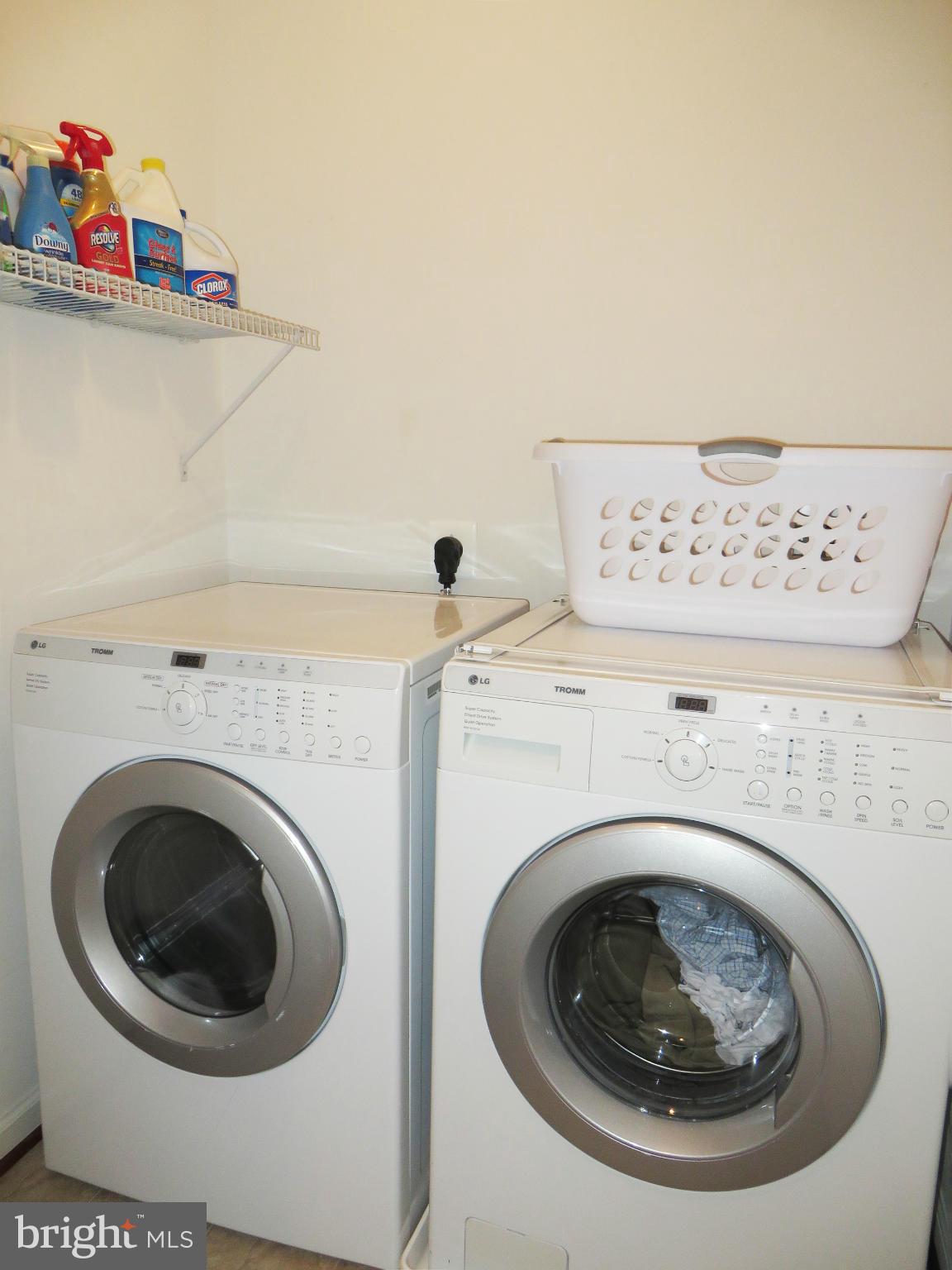 DAHLIA PARK OF WILDEWOOD - Residential