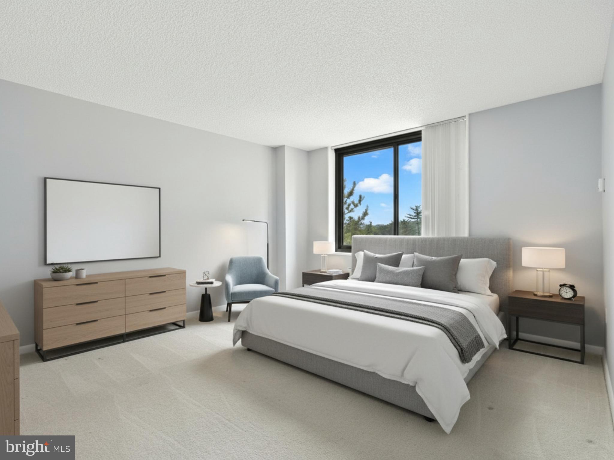 SKYLINE PLAZA - Residential