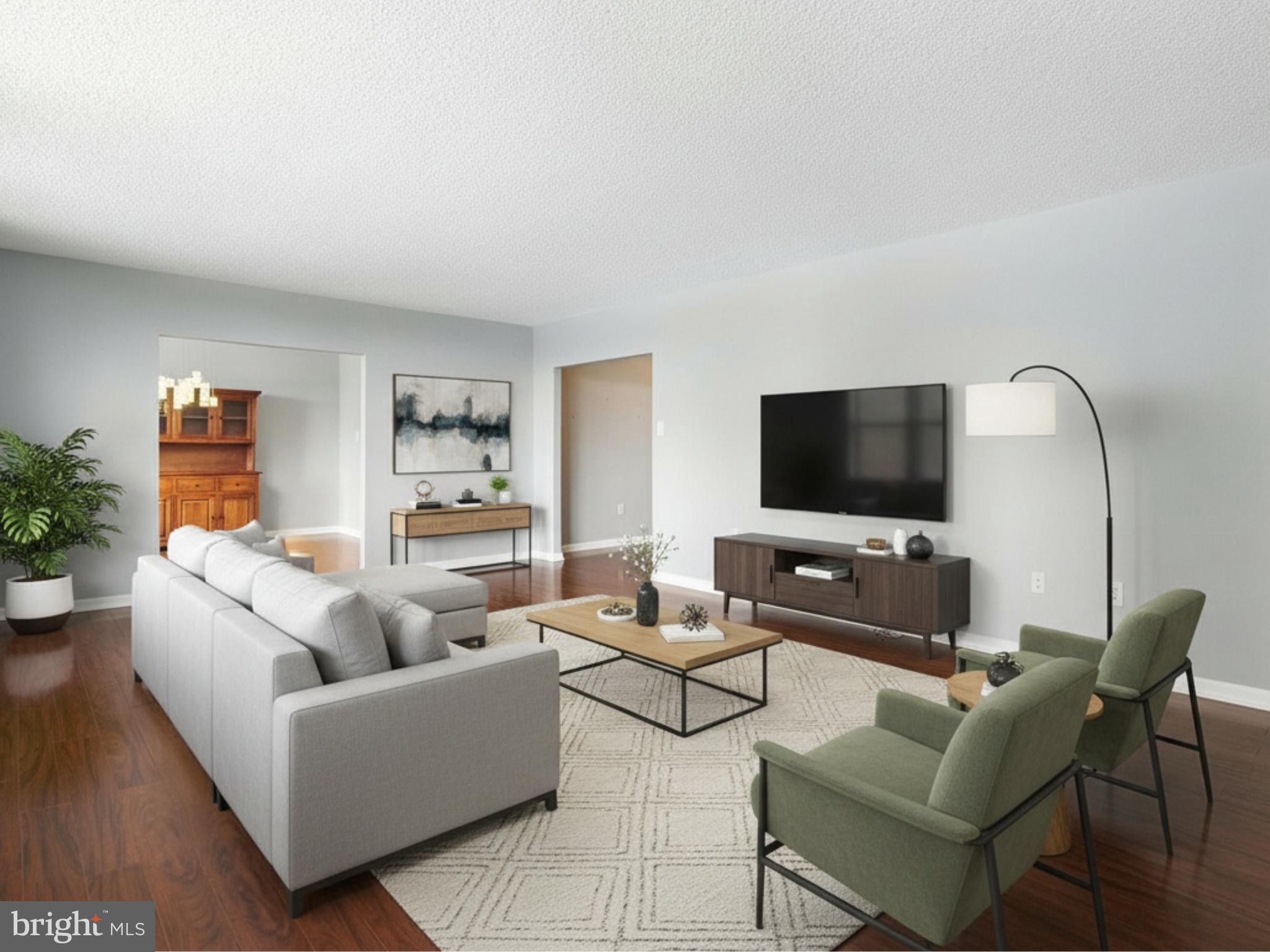 SKYLINE PLAZA - Residential