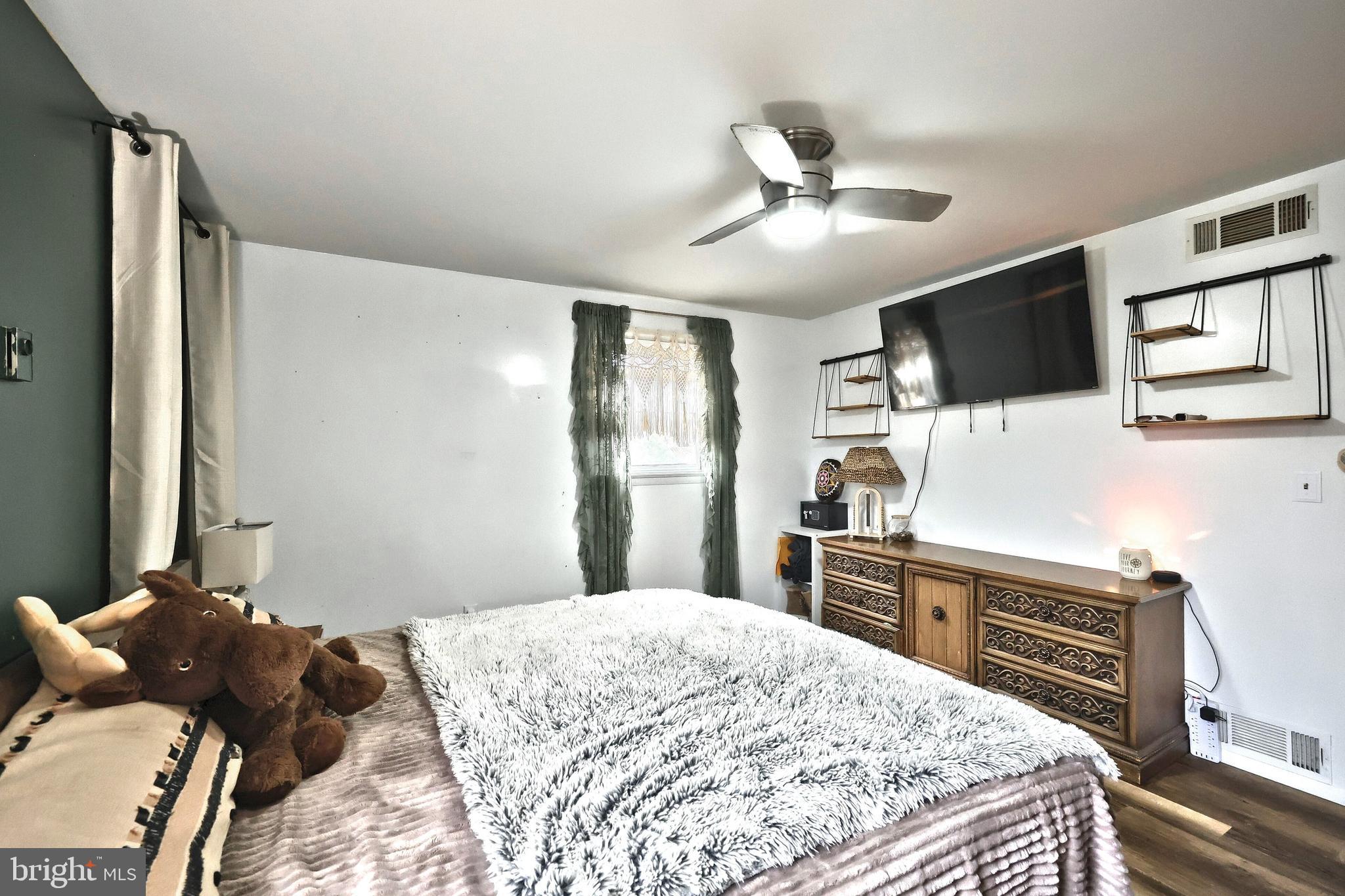 BUNKER HILLS - Residential