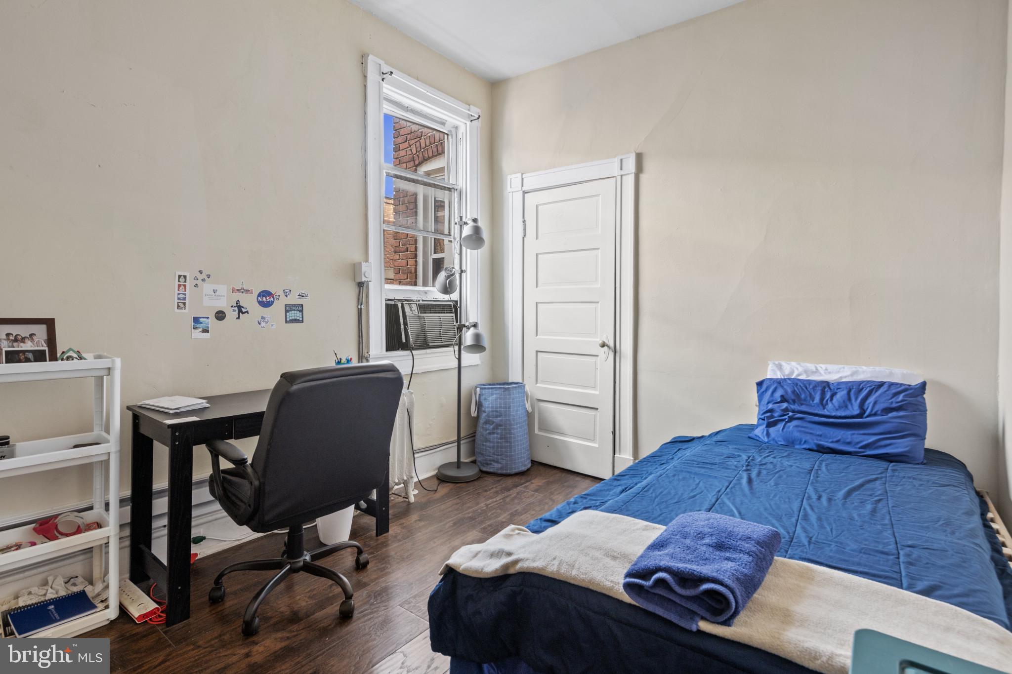 CHARLES VILLAGE - Residential Income