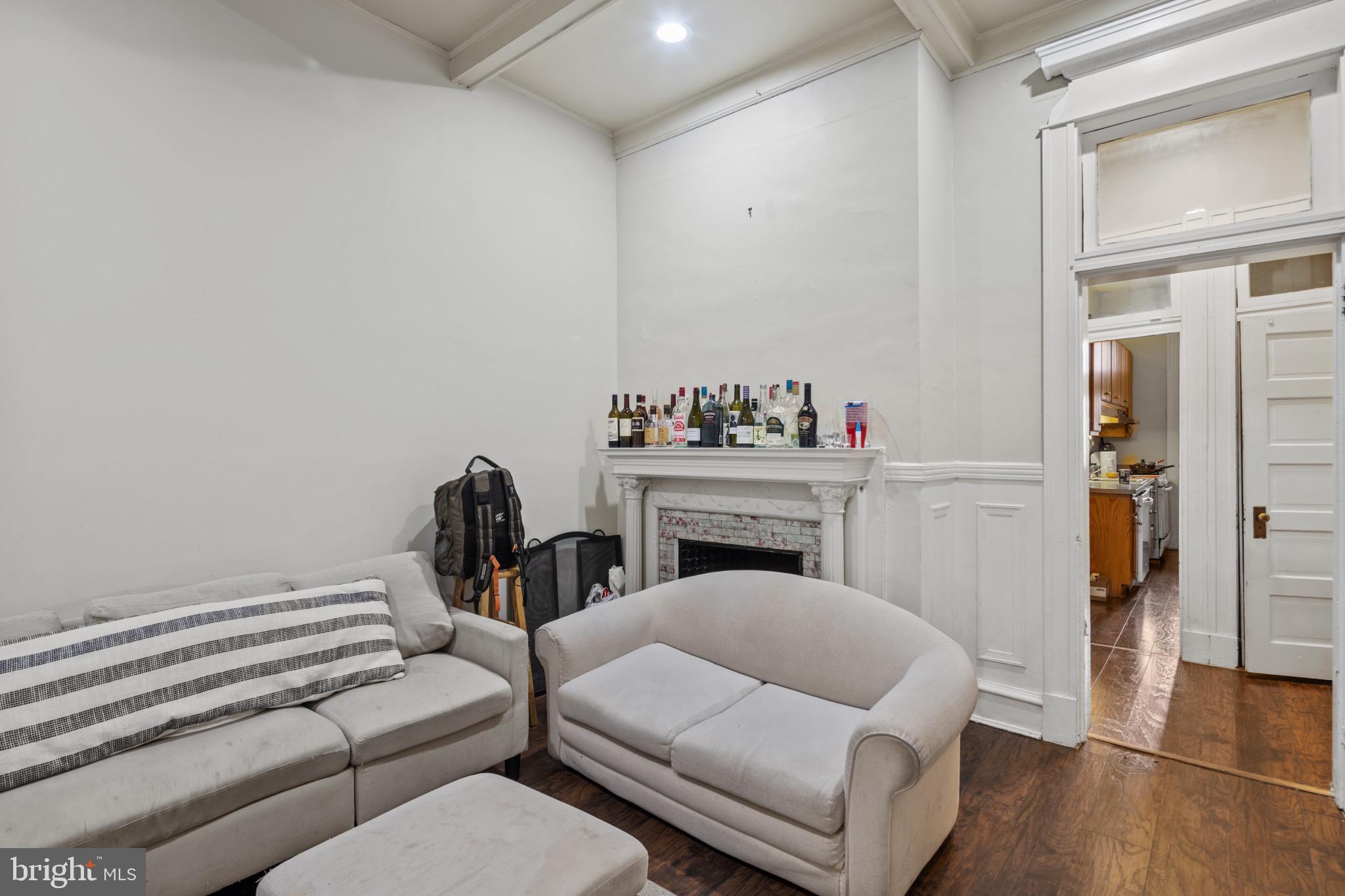 CHARLES VILLAGE - Residential Income