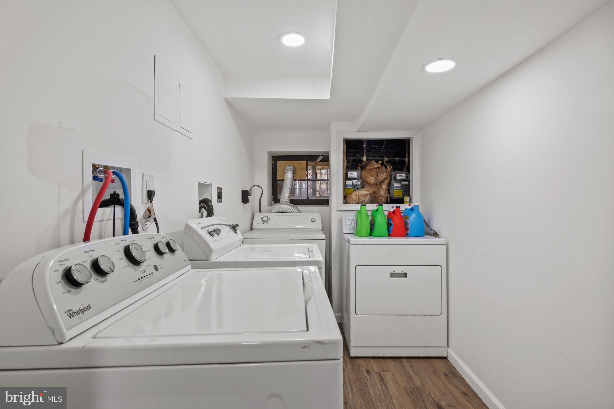 CHARLES VILLAGE - Residential Income