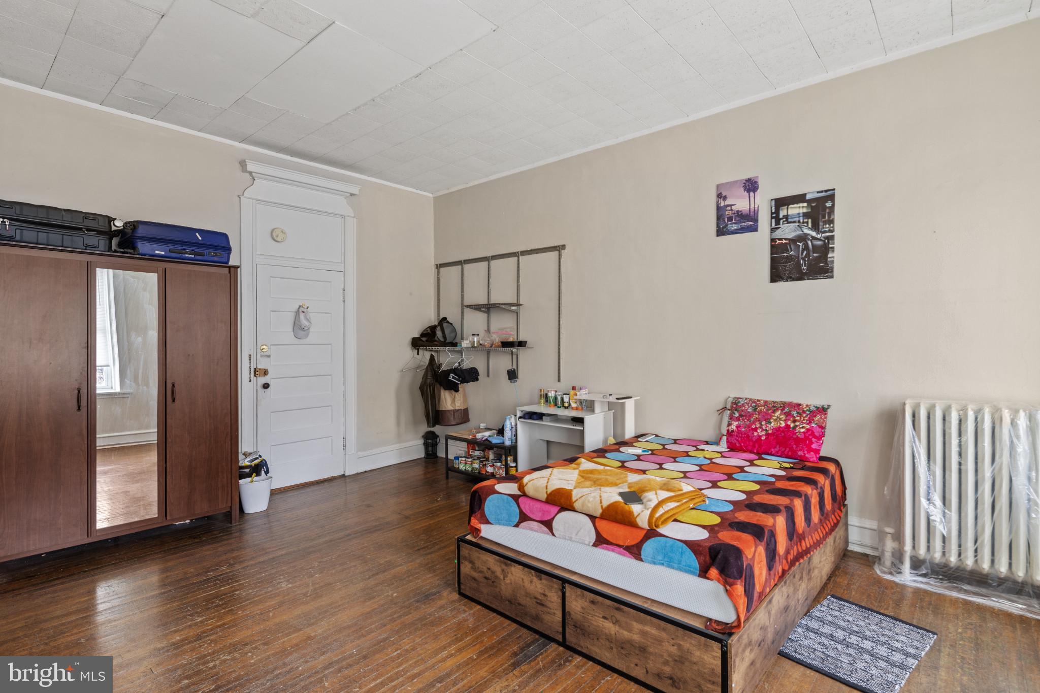 CHARLES VILLAGE - Residential Income