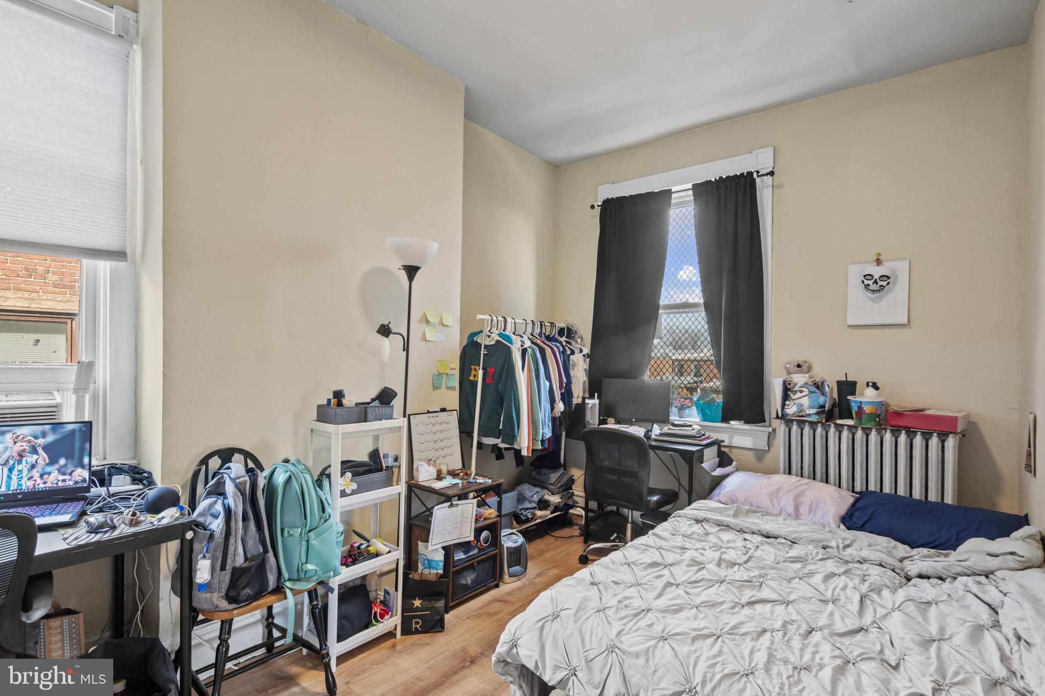 CHARLES VILLAGE - Residential Income