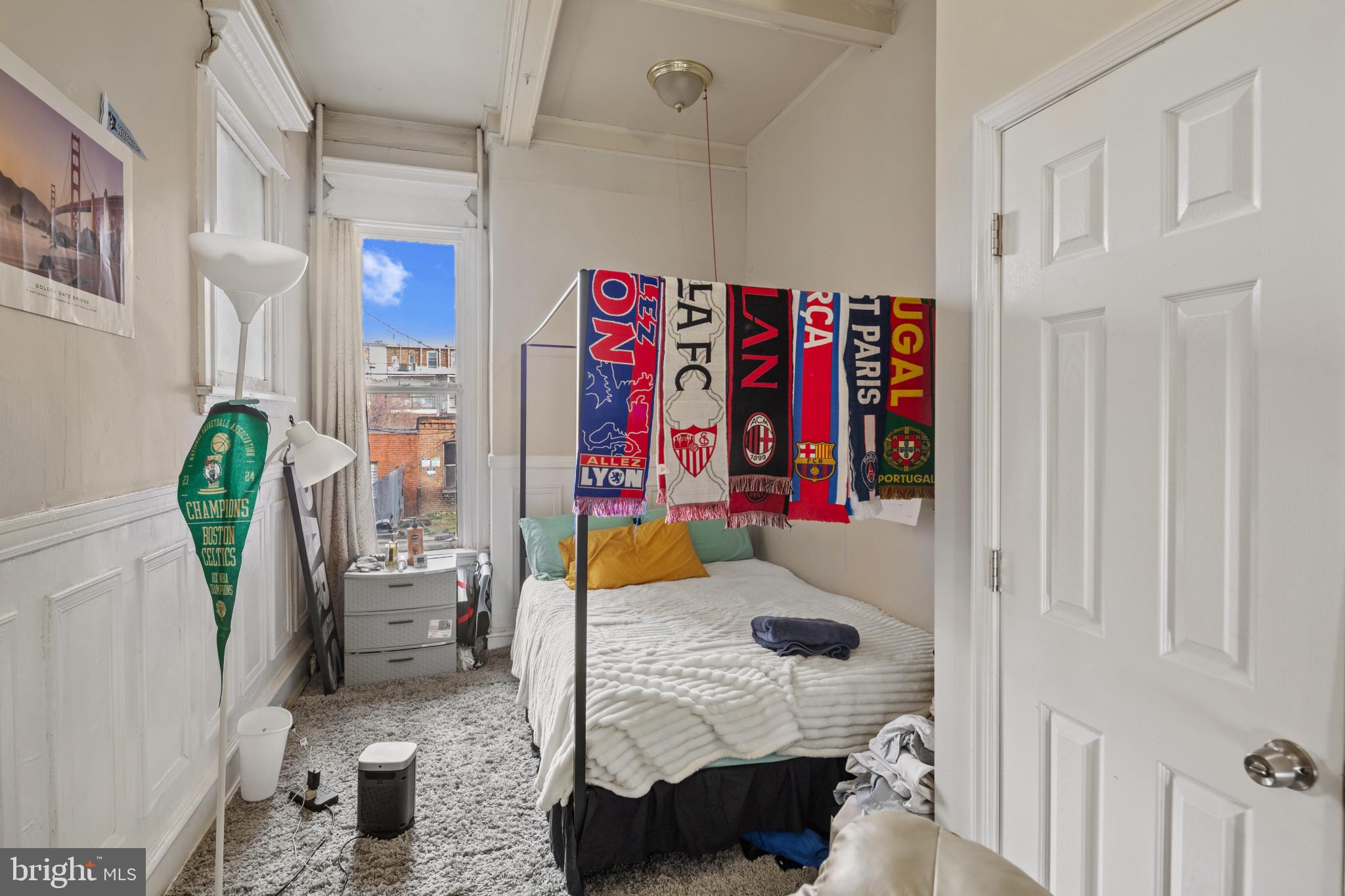 CHARLES VILLAGE - Residential Income