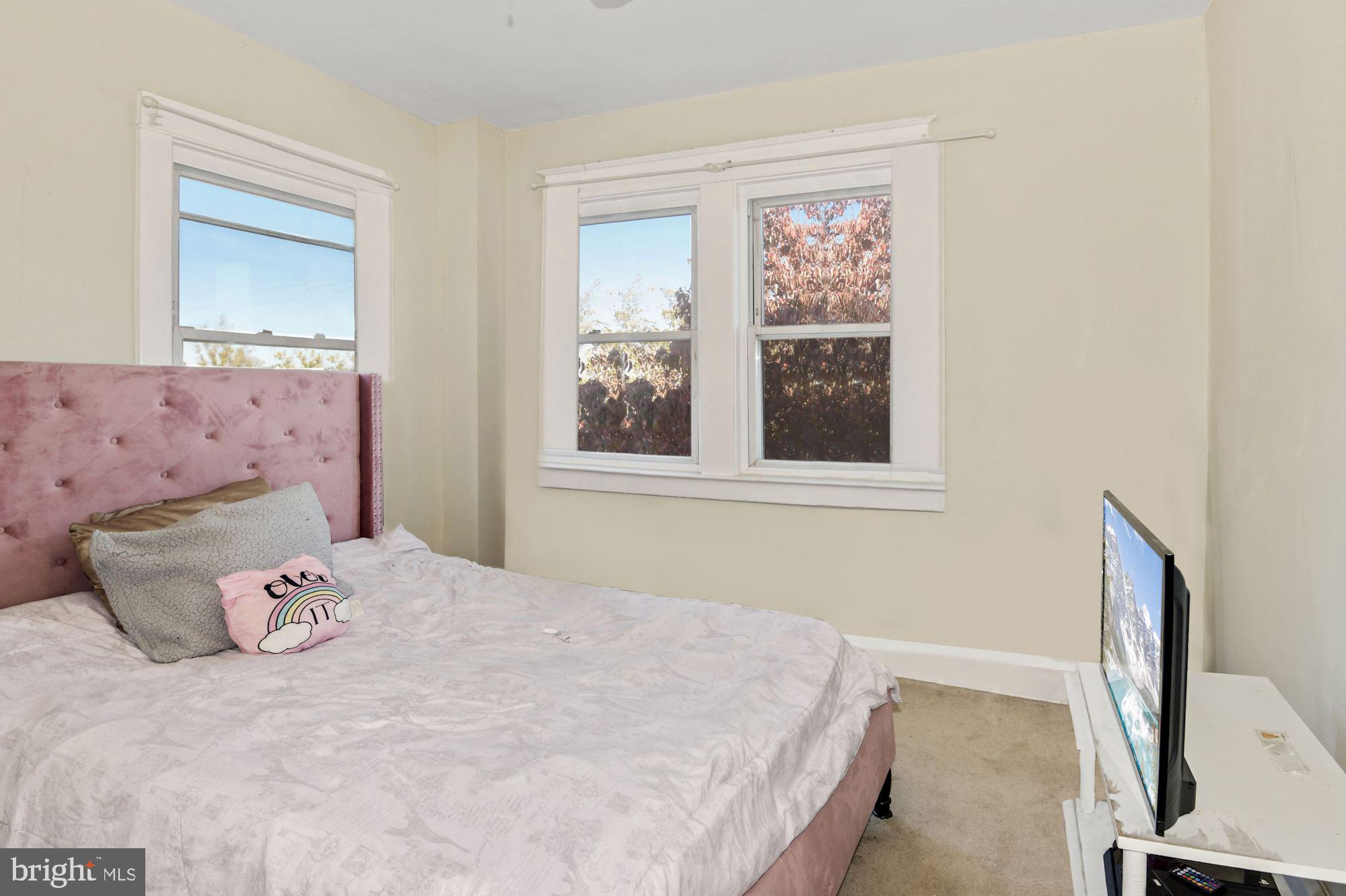 ROGNEL HEIGHTS - Residential