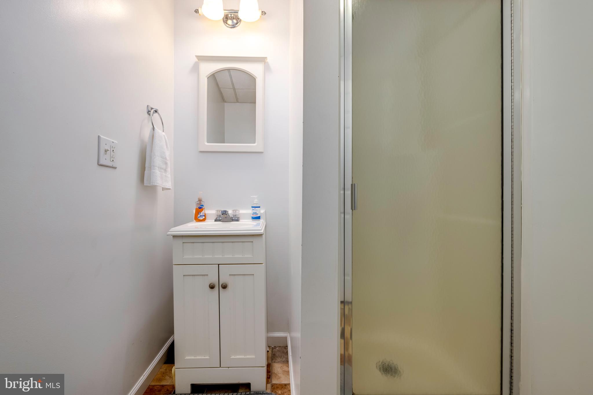 SHENANDOAH RAPIDS - Residential