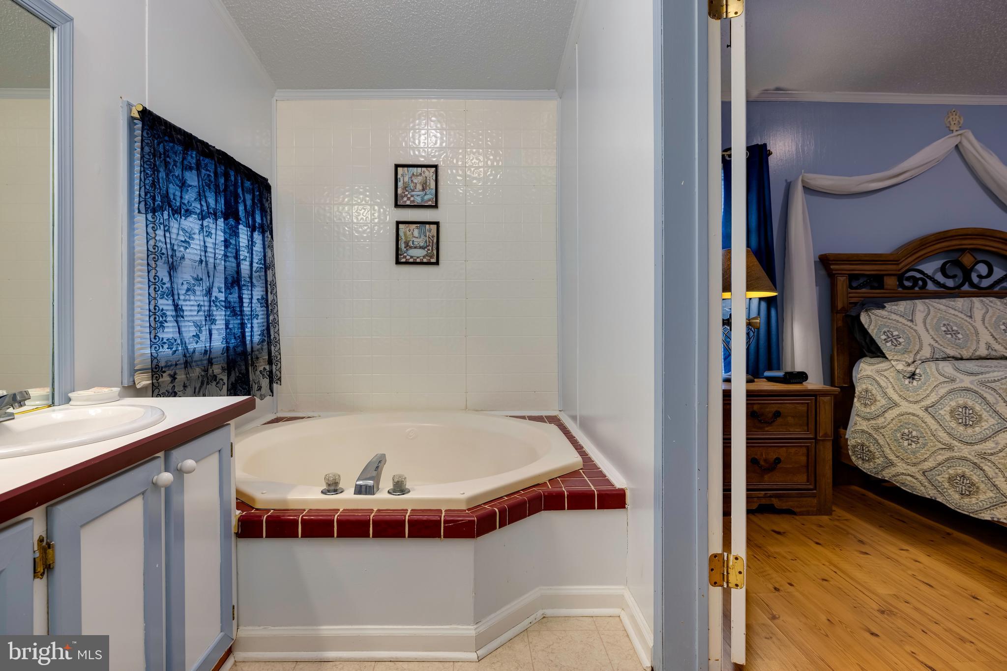 SHENANDOAH RAPIDS - Residential