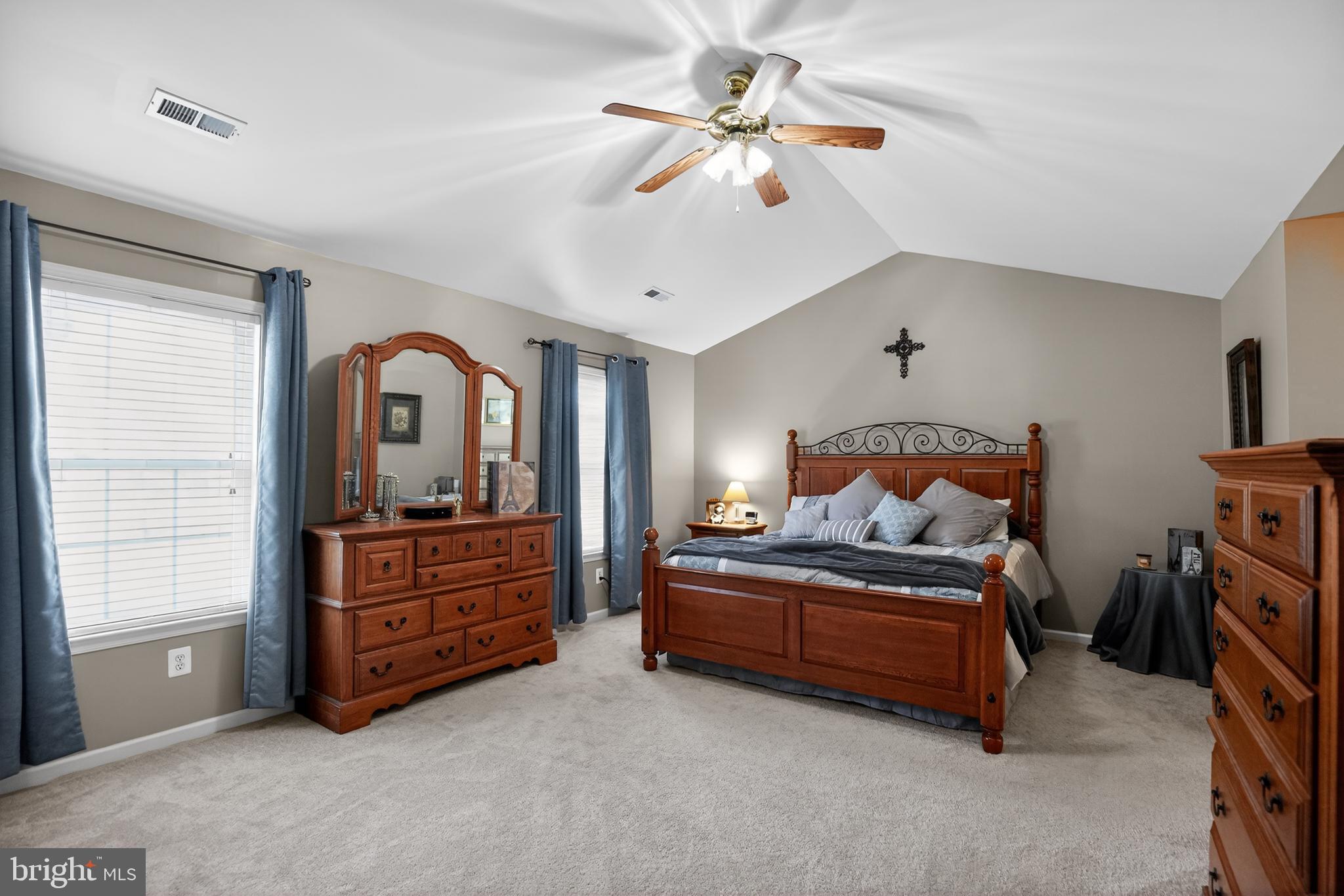 COVE POINT WOODS - Residential