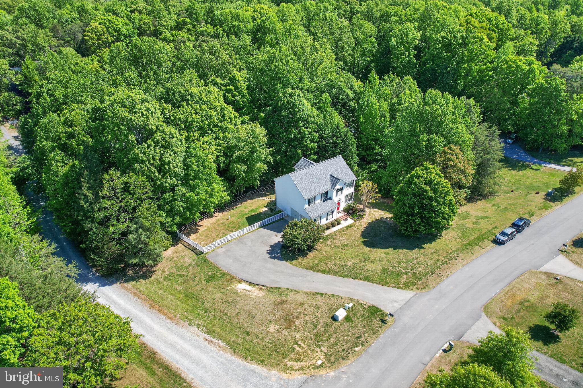 COVE POINT WOODS - Residential