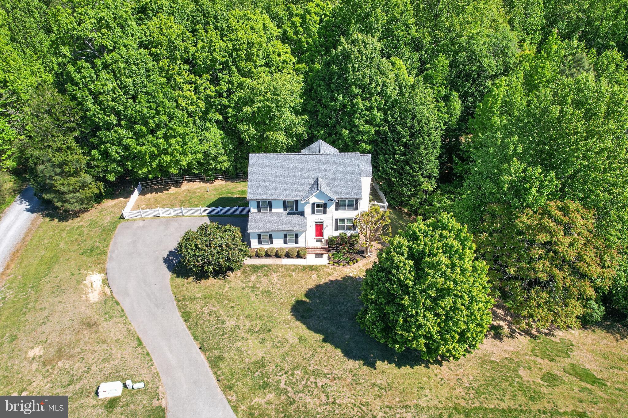 COVE POINT WOODS - Residential