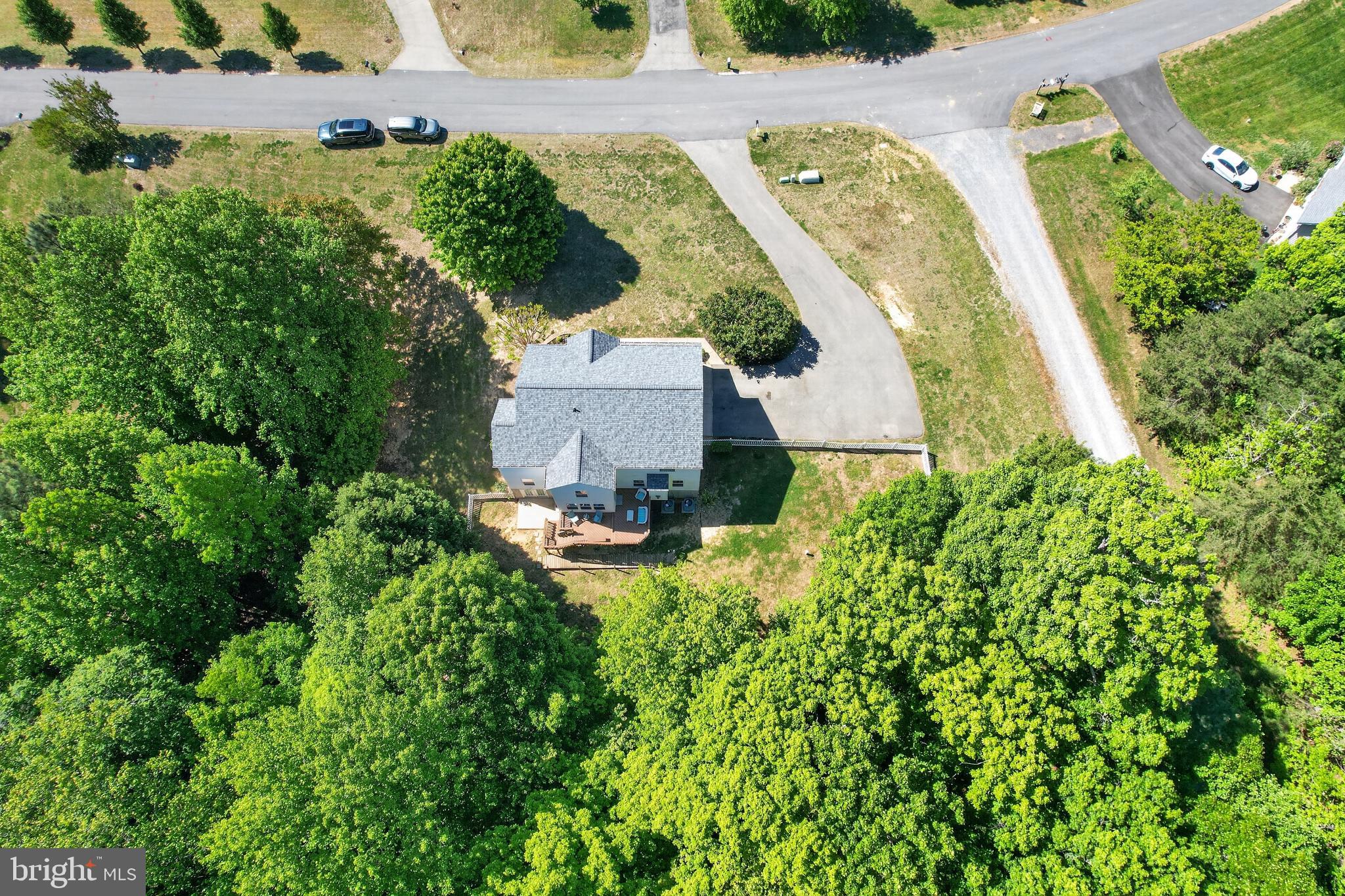 COVE POINT WOODS - Residential