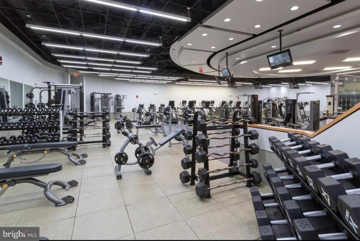 1121 ARLINGTON BOULEVARD 327