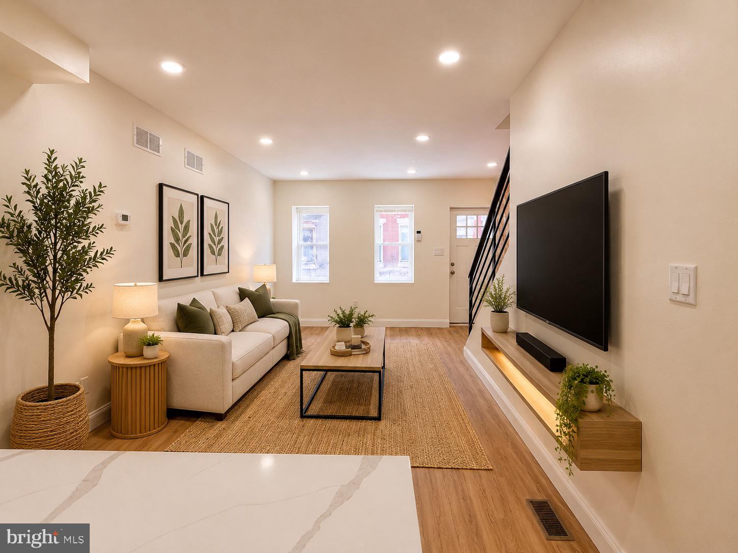 2762 MARTHA STREET