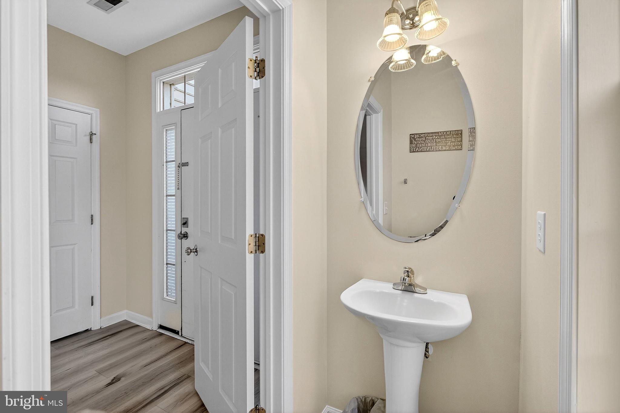 COMMONS AT RADISH FARM - Residential