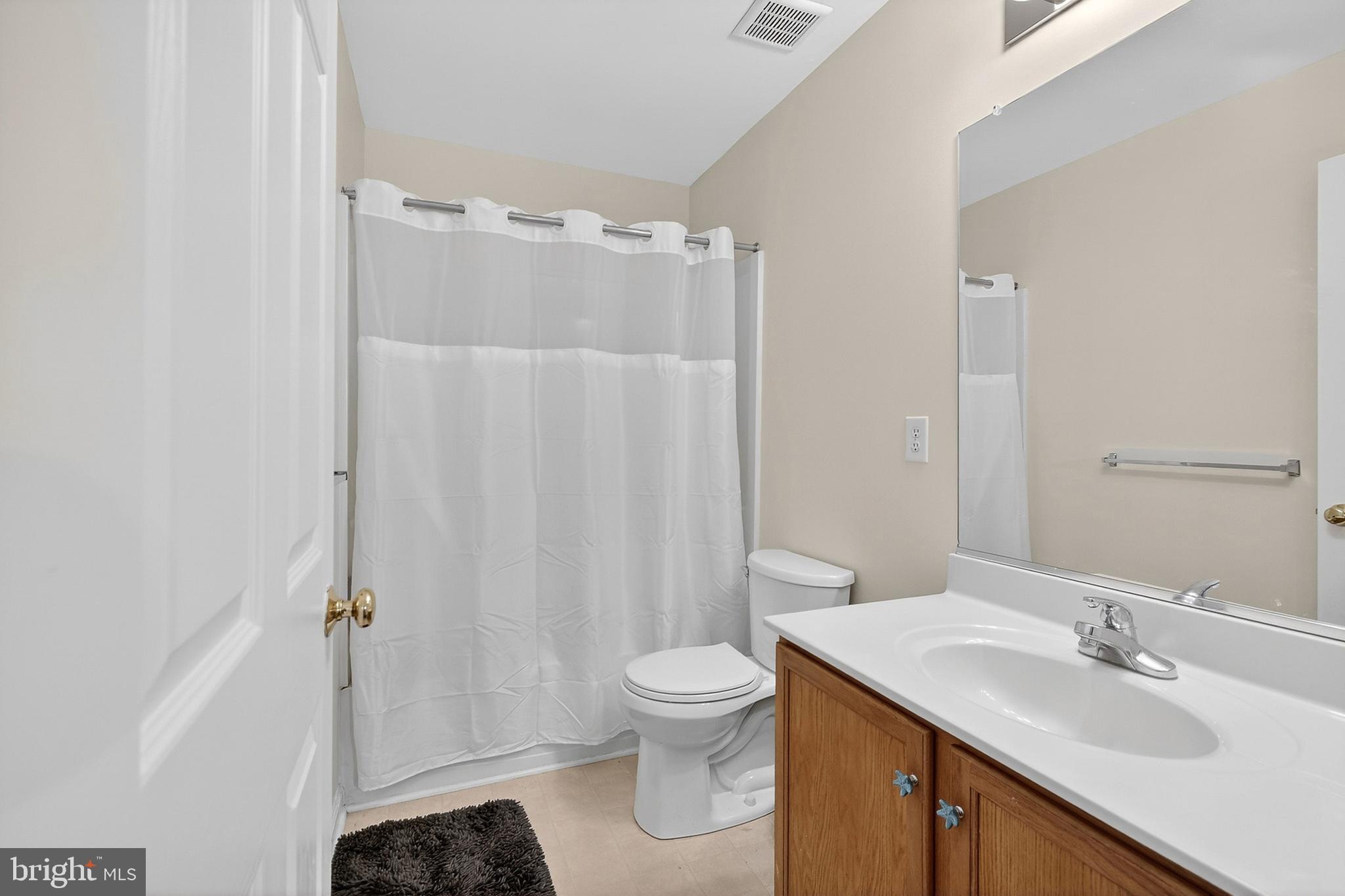 COMMONS AT RADISH FARM - Residential