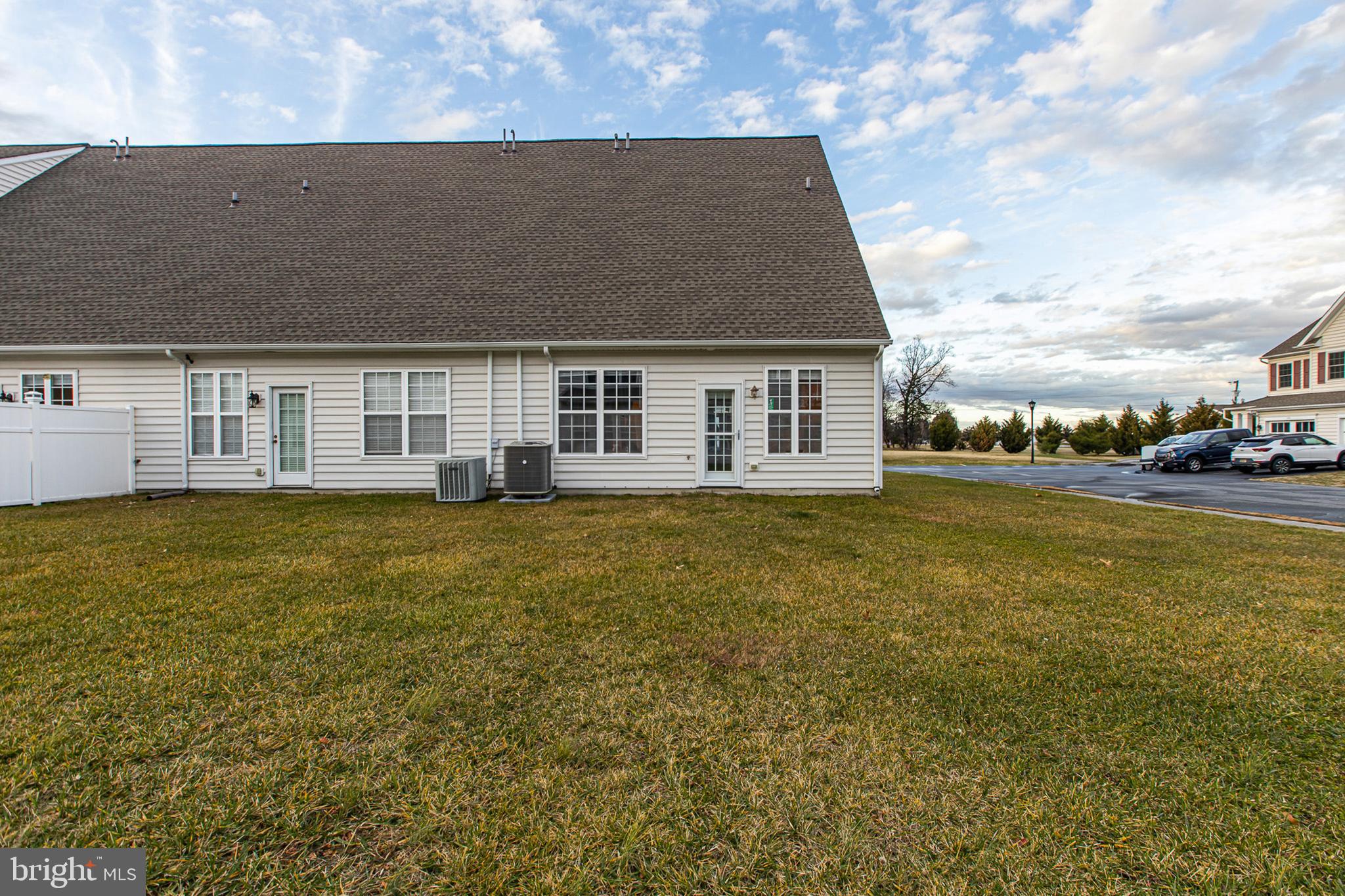 COMMONS AT RADISH FARM - Residential