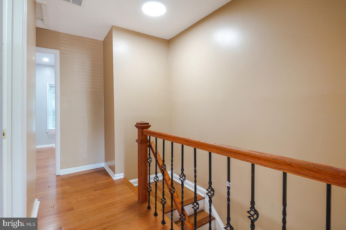 SILVERWOOD - Residential Lease