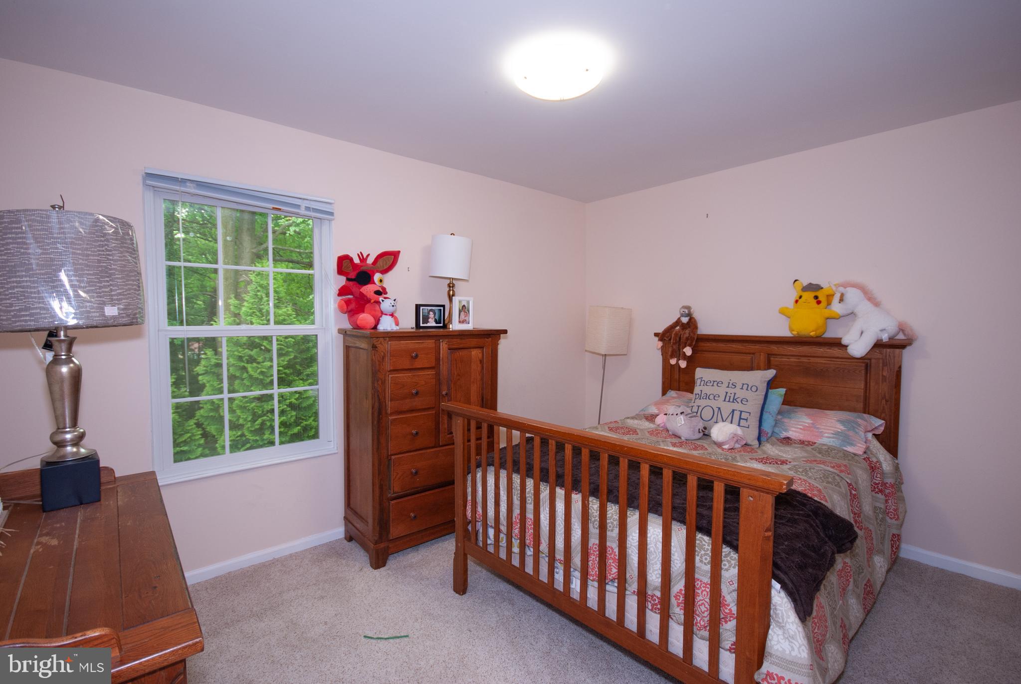 MCDONALD KNOLLS - Residential Lease