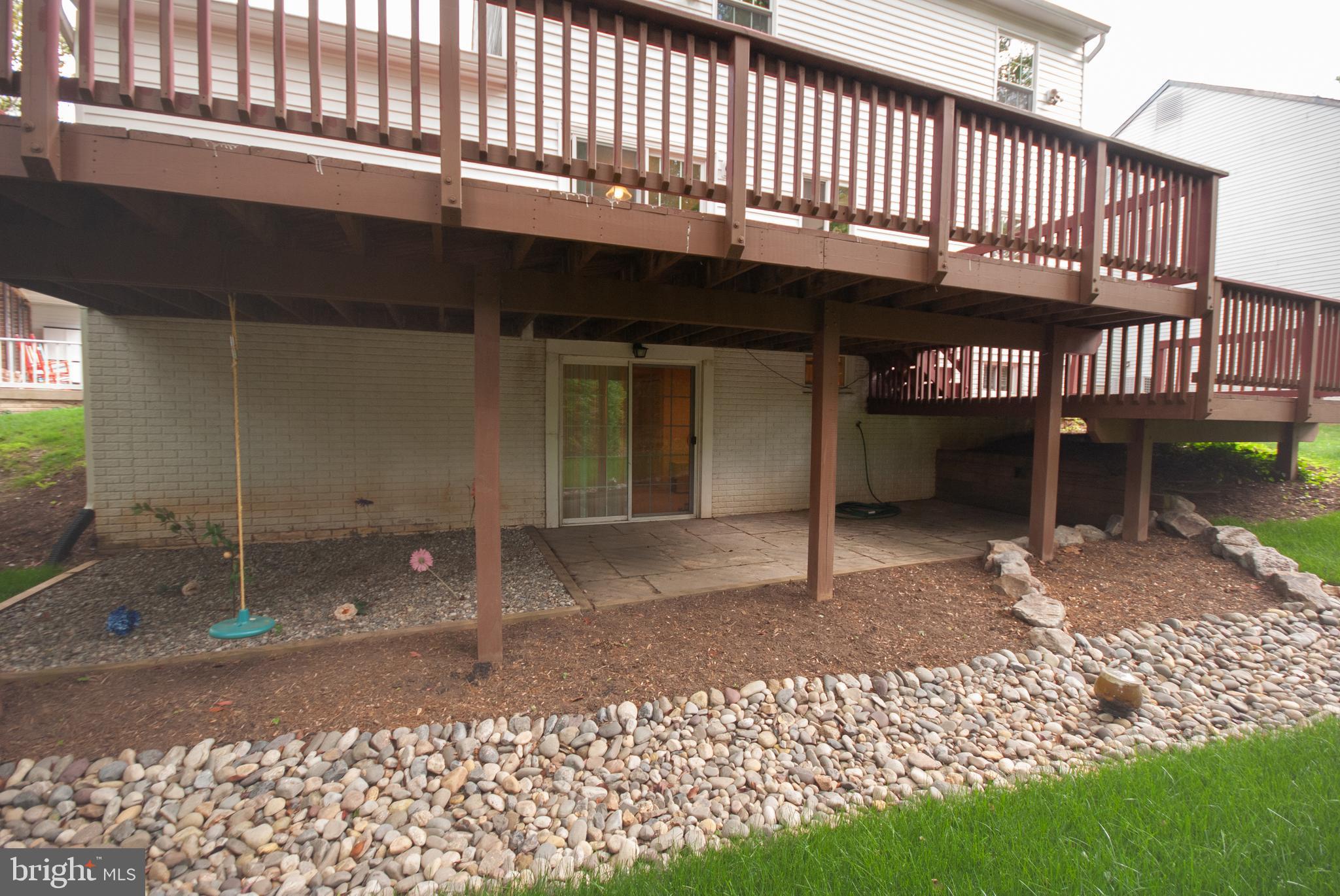 MCDONALD KNOLLS - Residential Lease