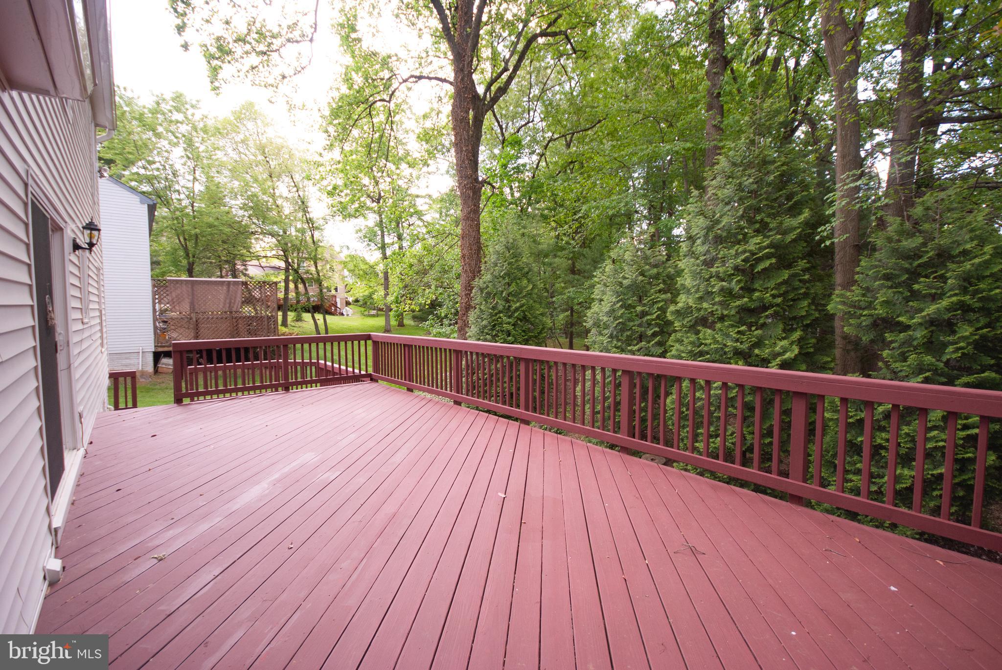 MCDONALD KNOLLS - Residential Lease