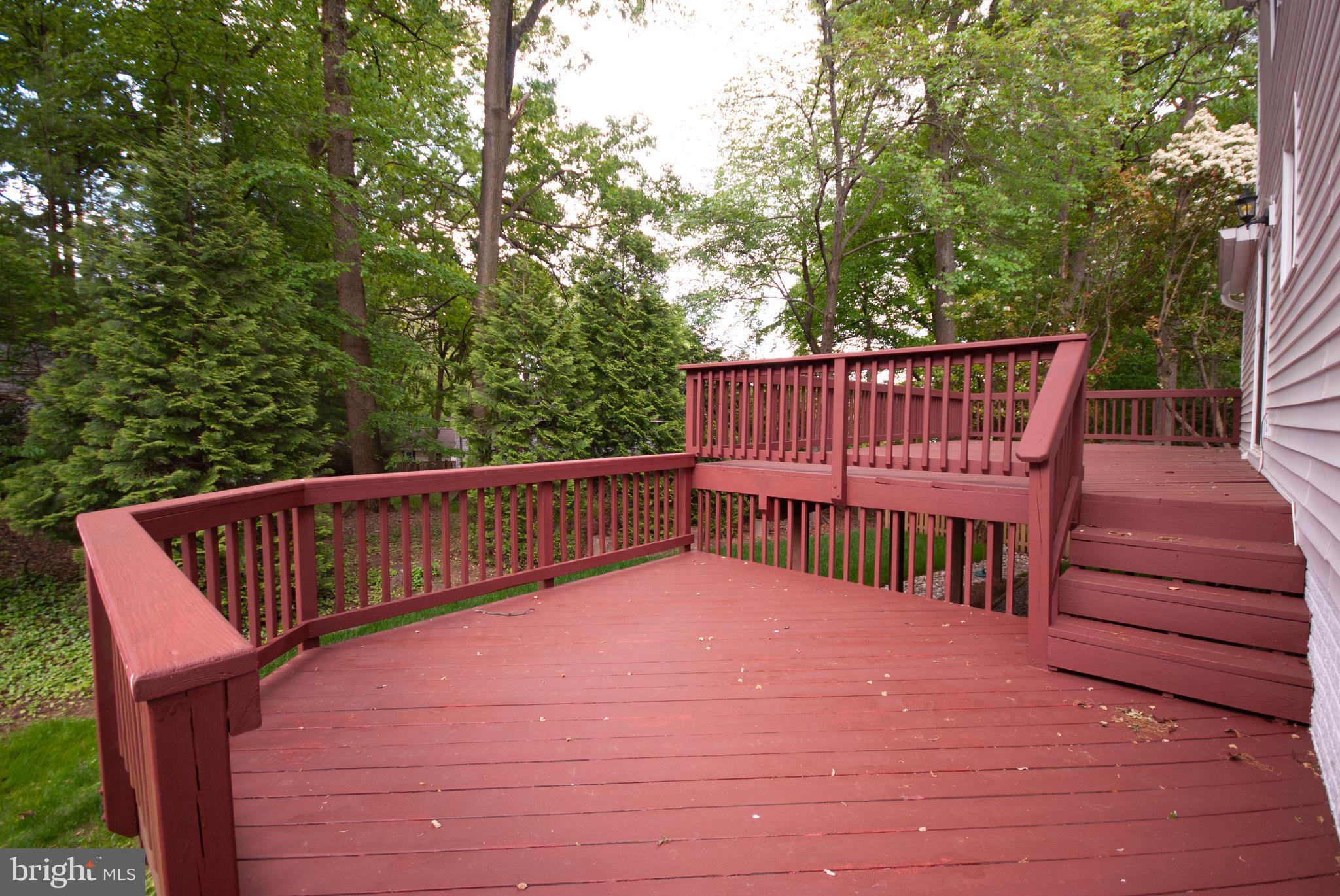 MCDONALD KNOLLS - Residential Lease