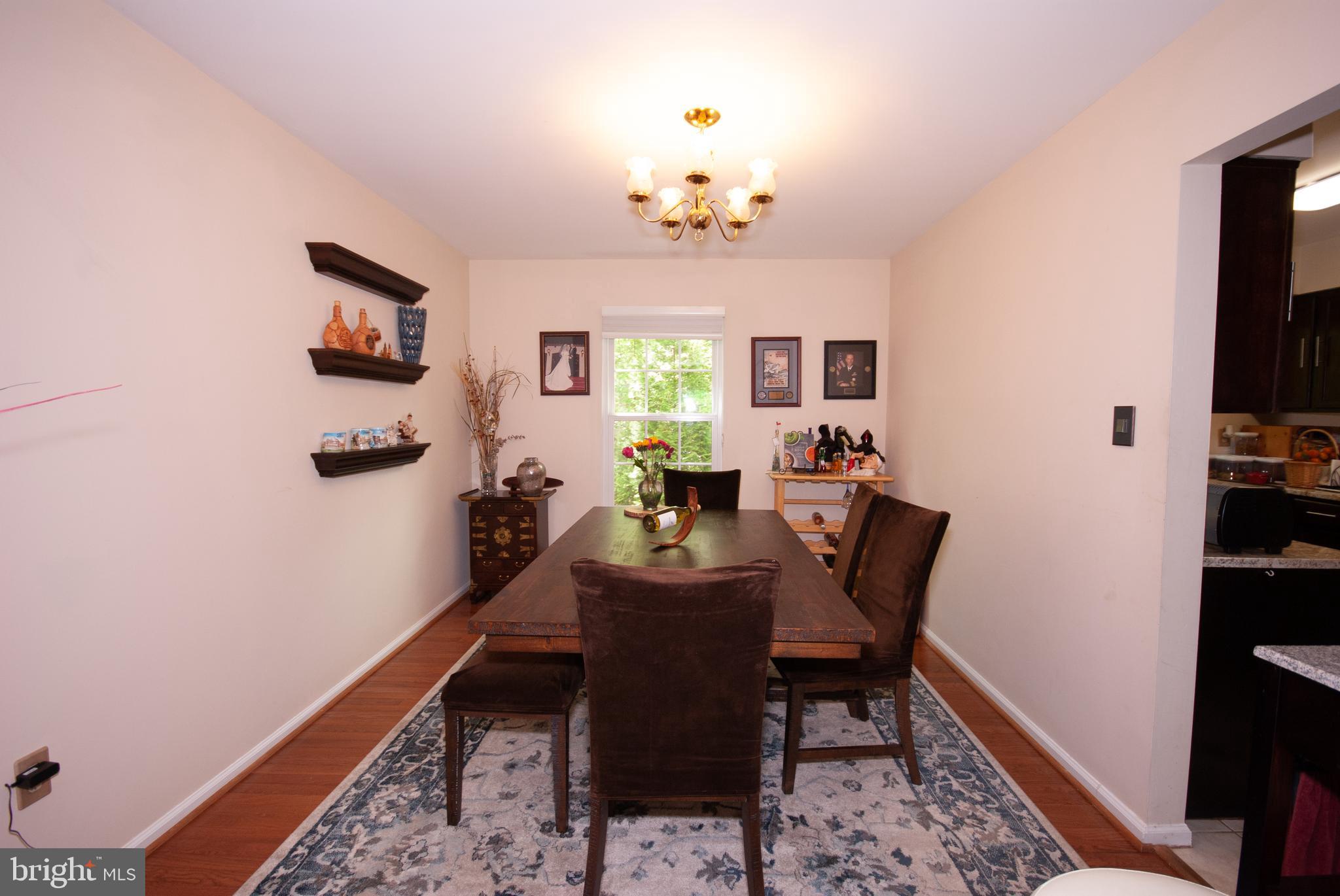 MCDONALD KNOLLS - Residential Lease