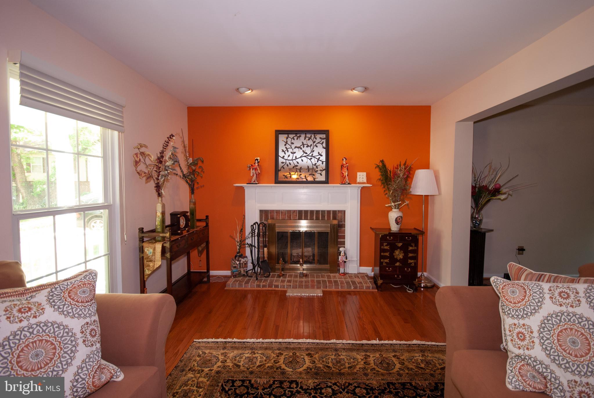 MCDONALD KNOLLS - Residential Lease