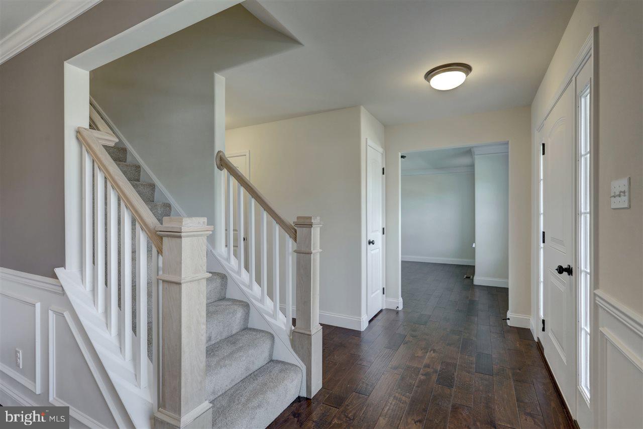 SHERIDAN MANOR - Residential