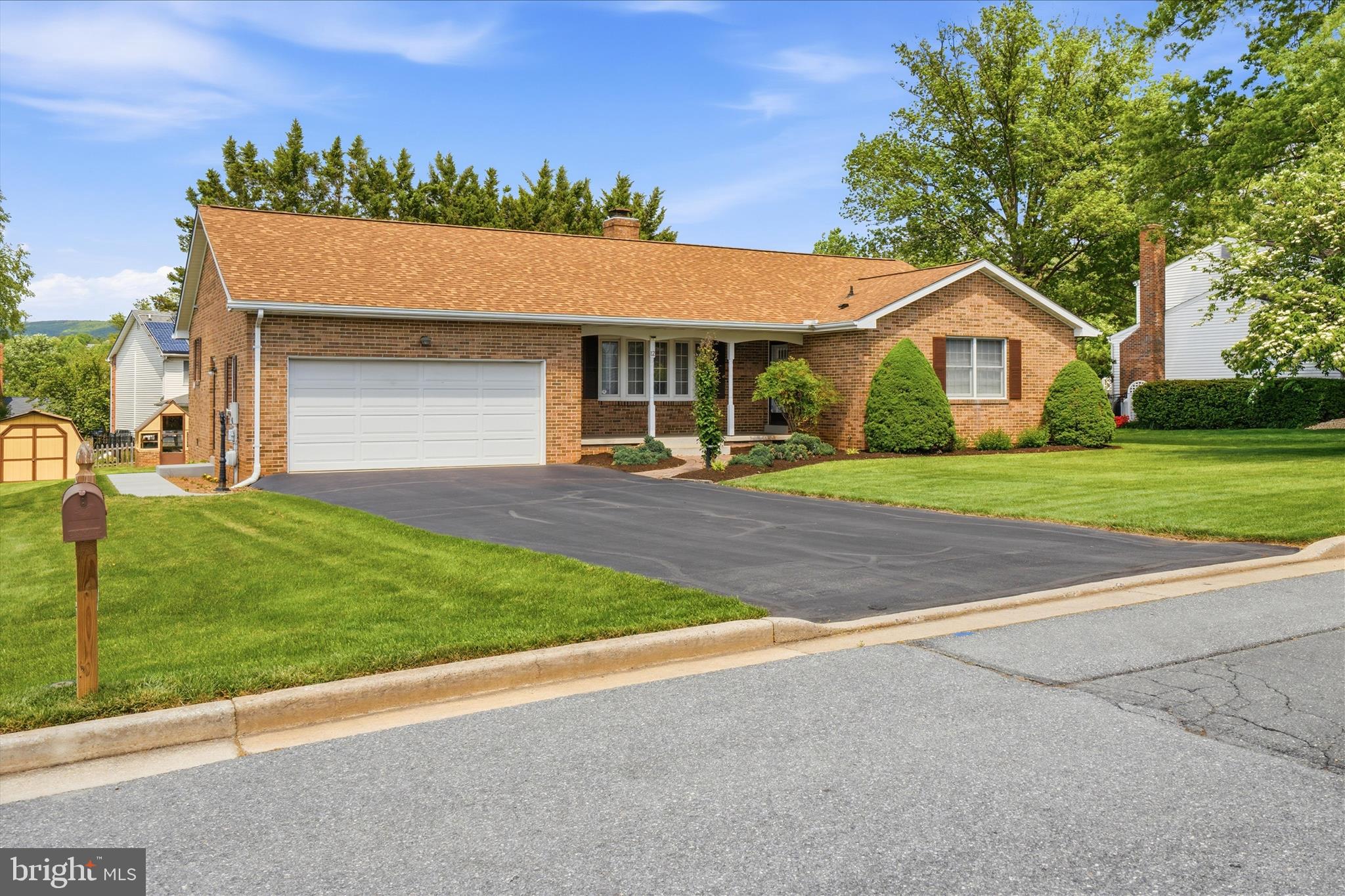12 CAROLINE DRIVE
