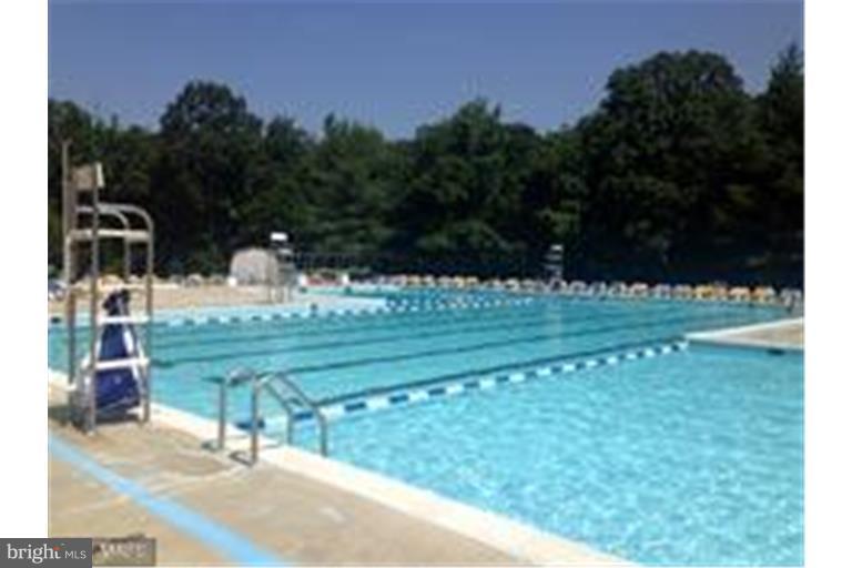 ST CHARLES SUB - HAMPSHIRE - Residential Lease