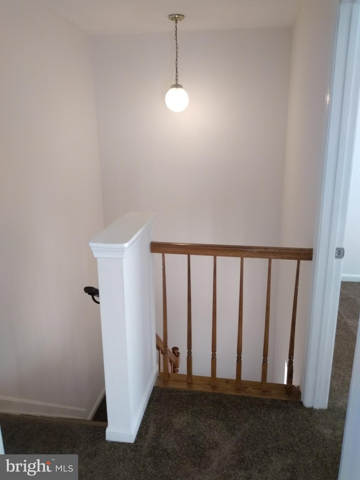 ST CHARLES SUB - HAMPSHIRE - Residential Lease