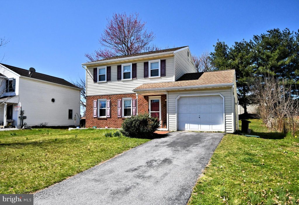 Photo of 830 Evergreen Street, Denver, PA 17517 (MLS # PALA2048896)