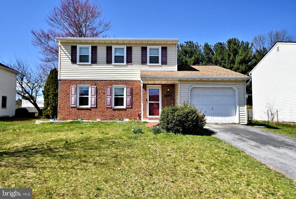 Photo of 830 Evergreen Street, Denver, PA 17517 (MLS # PALA2048896)