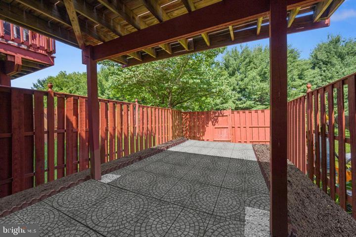 CROSSWELL FARMS - Residential Lease