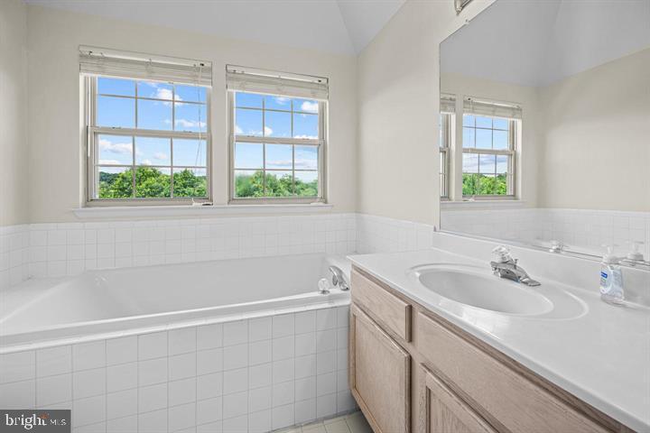 CROSSWELL FARMS - Residential Lease