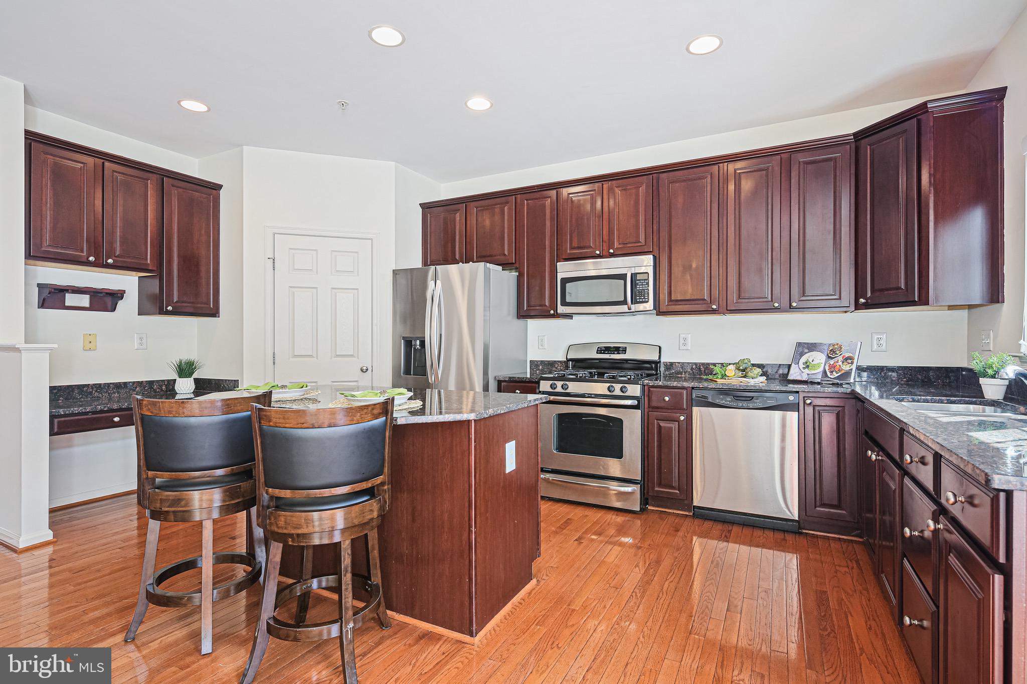 DORSEY CROSSING - Residential