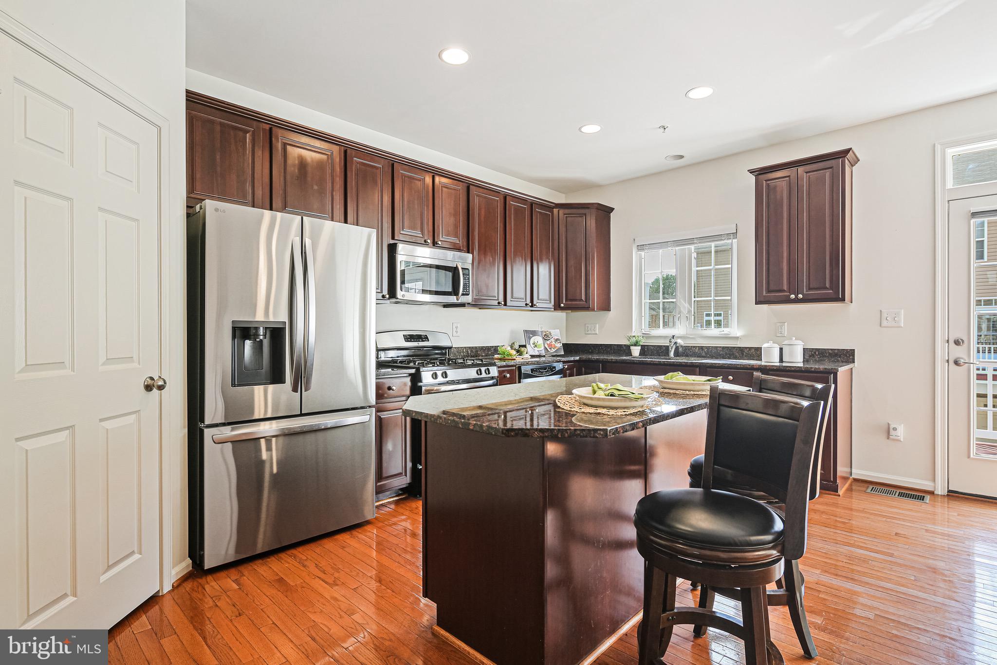 DORSEY CROSSING - Residential