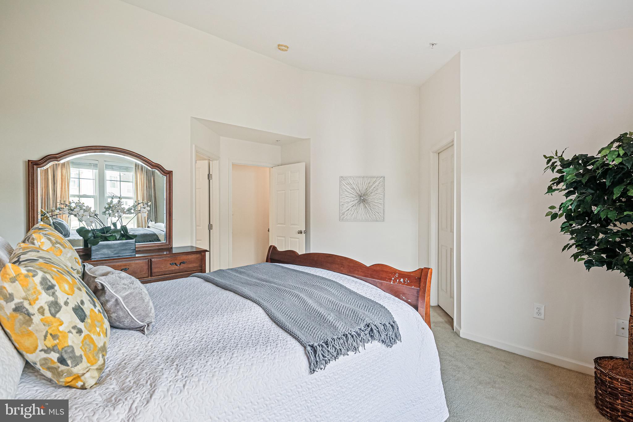 DORSEY CROSSING - Residential