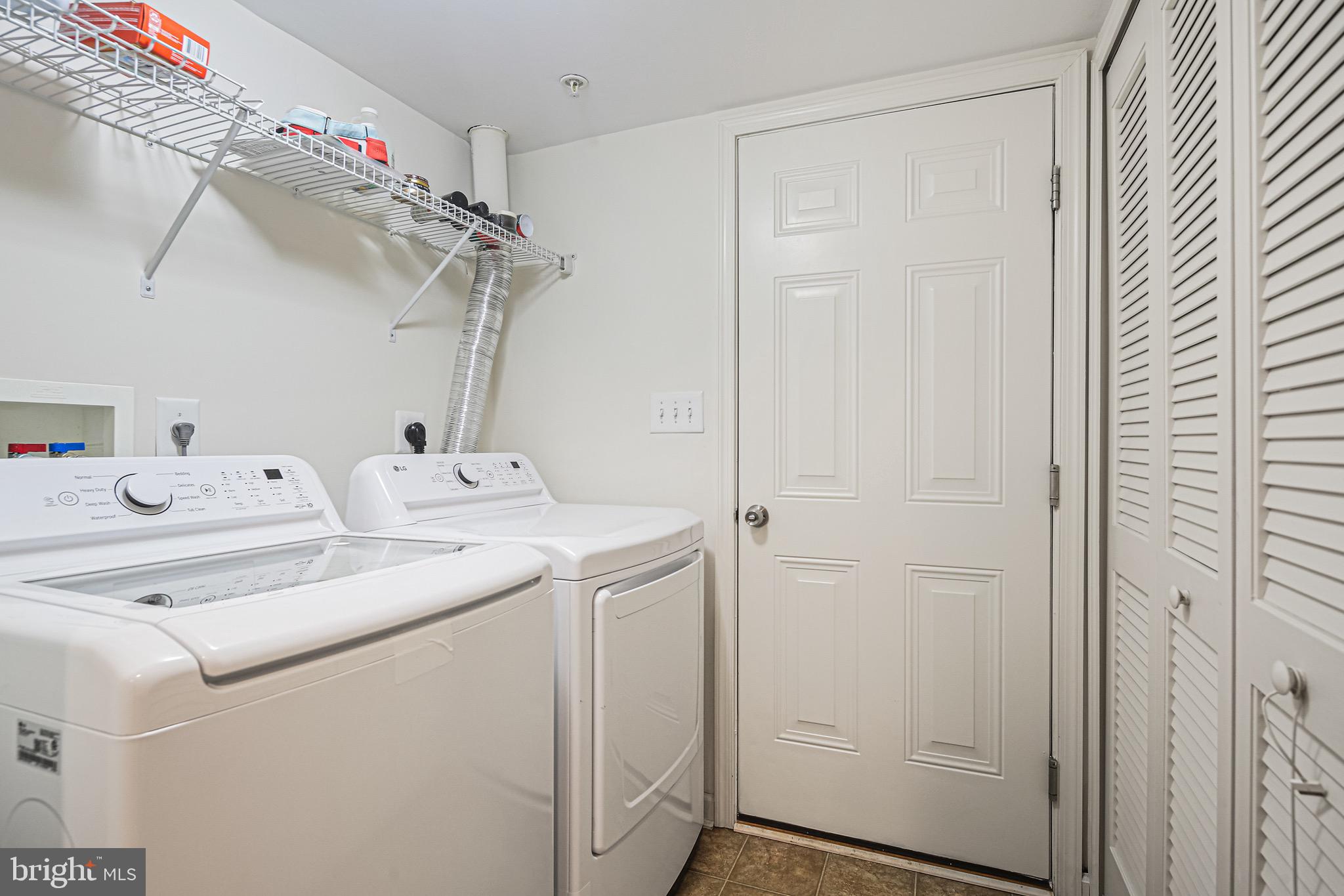 DORSEY CROSSING - Residential