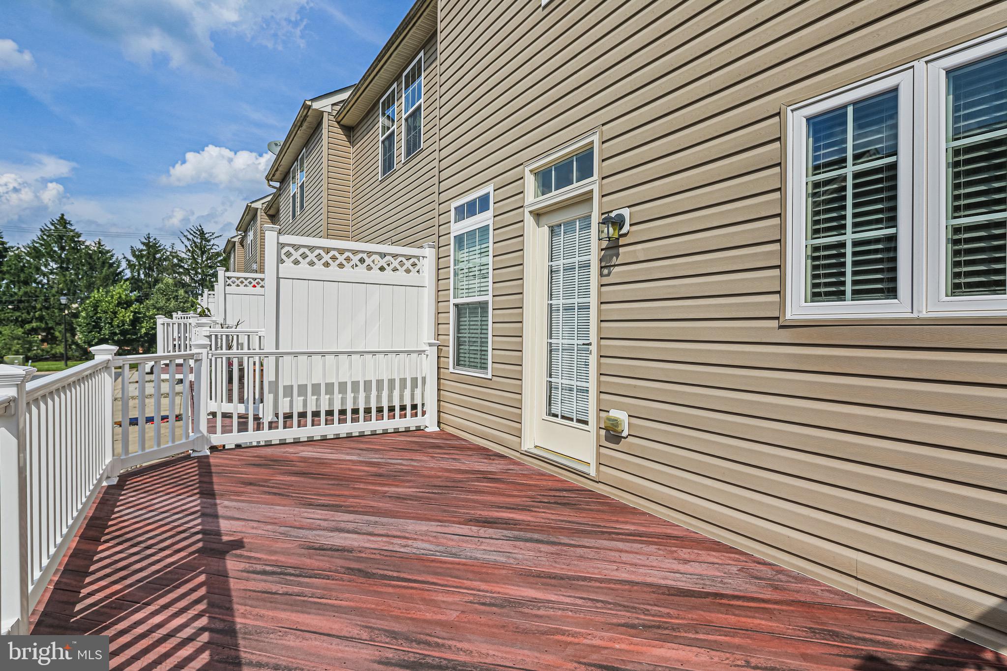 DORSEY CROSSING - Residential