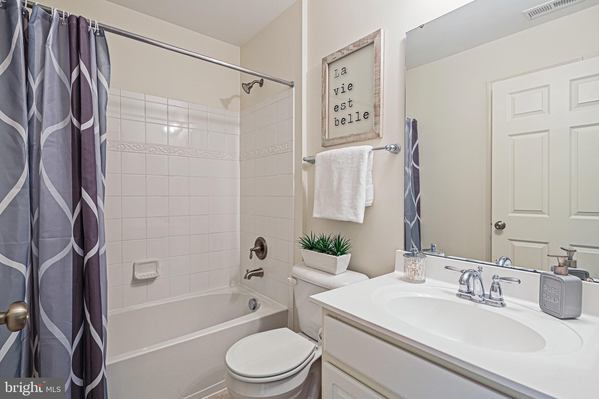 DORSEY CROSSING - Residential