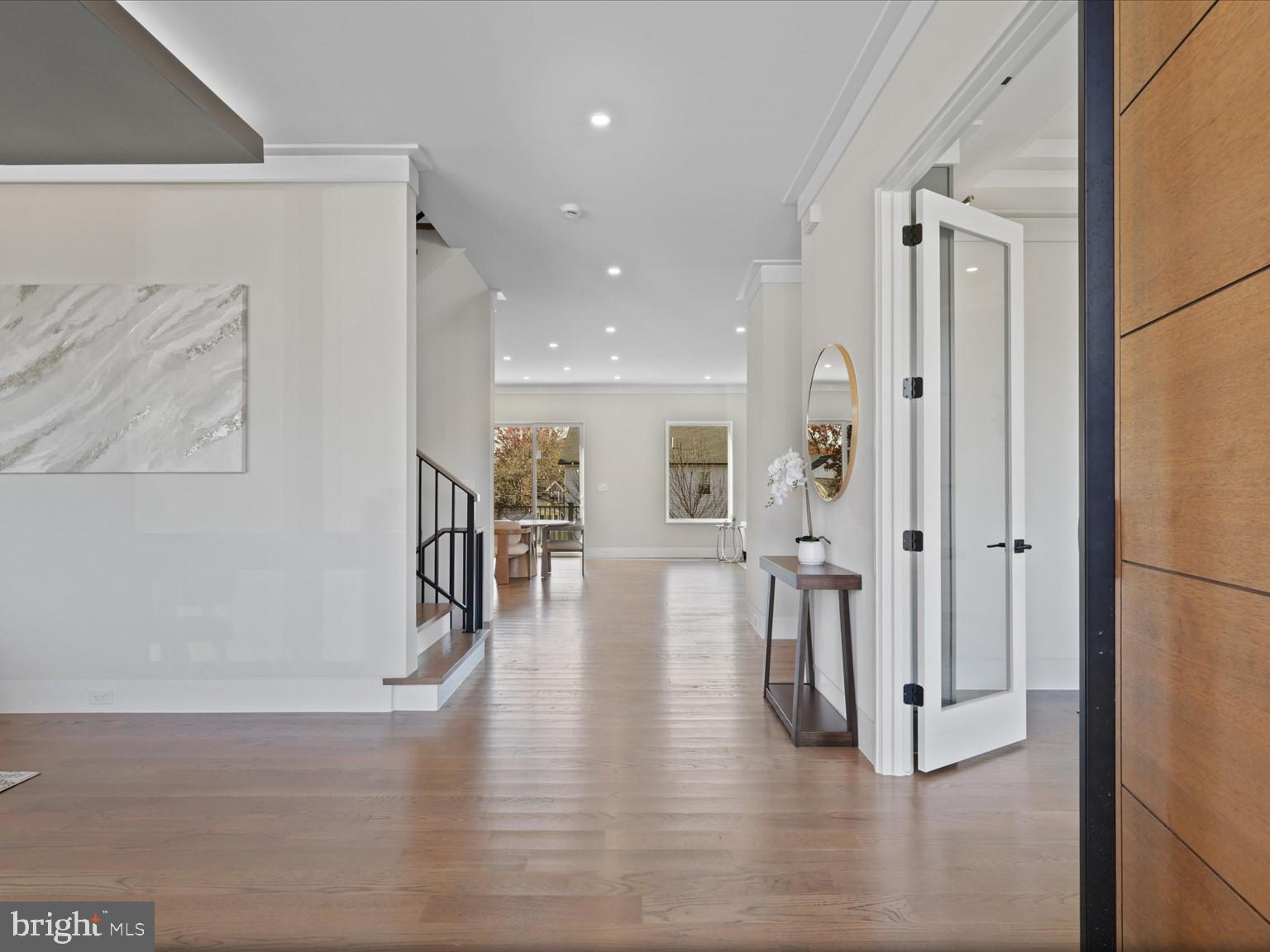 VIENNA WOODS - Residential