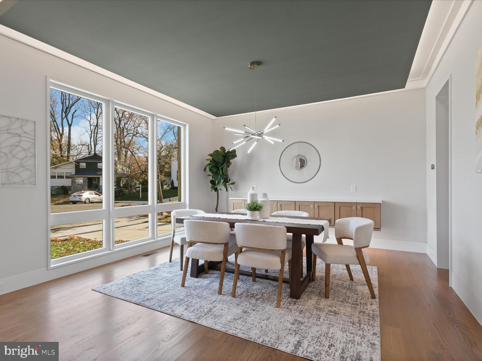 VIENNA WOODS - Residential