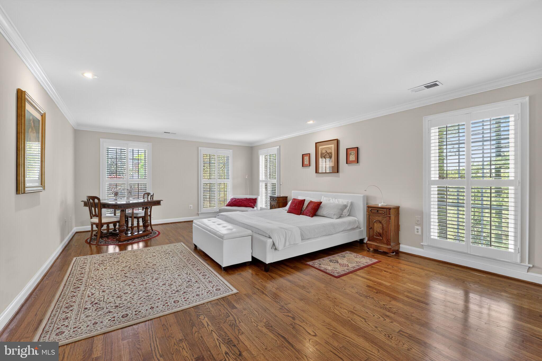 WESTMORELAND HILLS - Residential