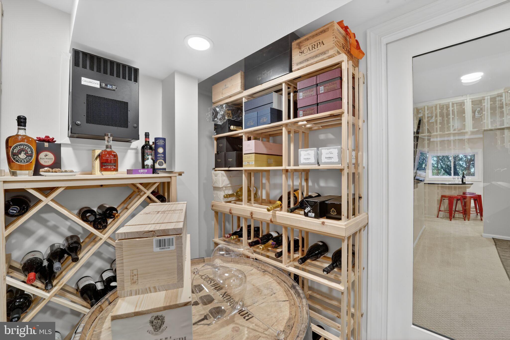 WESTMORELAND HILLS - Residential